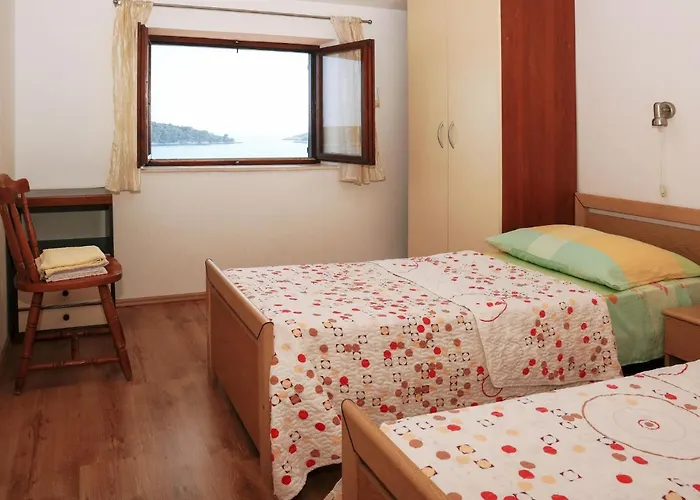 Apartment Martina-2 By Interhome Prizba